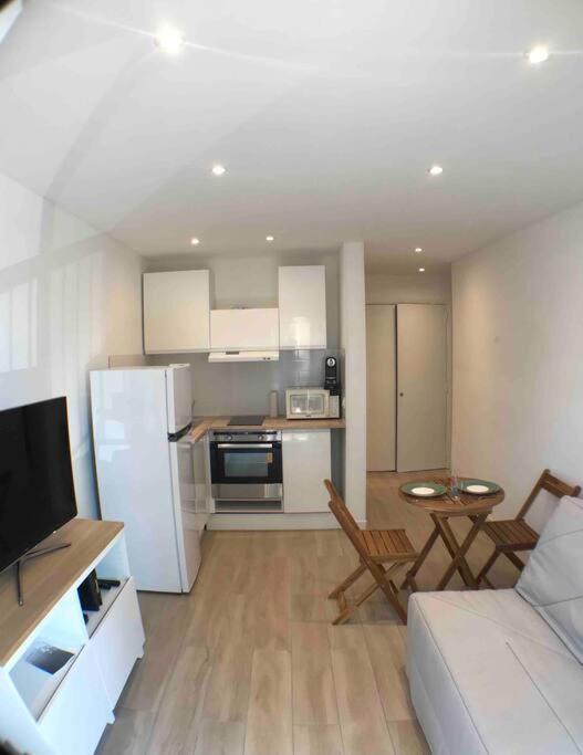 Nice Bas Cimiez- Coquet F1, Climatisee, Parking Екстер'єр фото